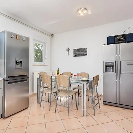 Willa Laura Vantacici