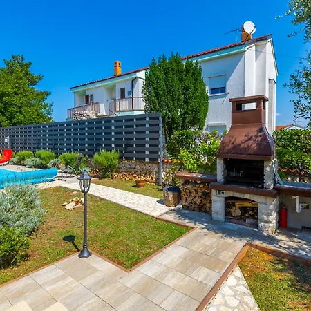 Villa Laura *